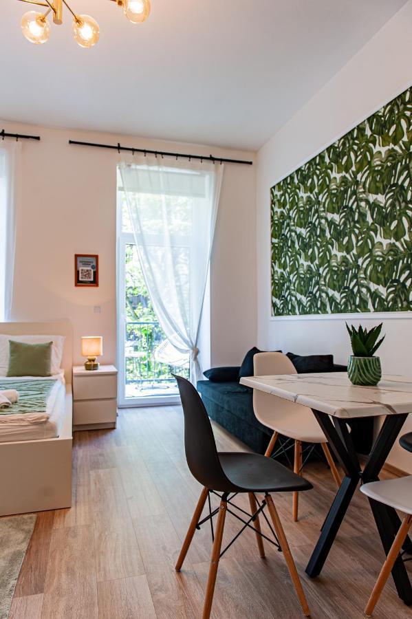 My City Apartment- Vienna Jungle Room Luaran gambar
