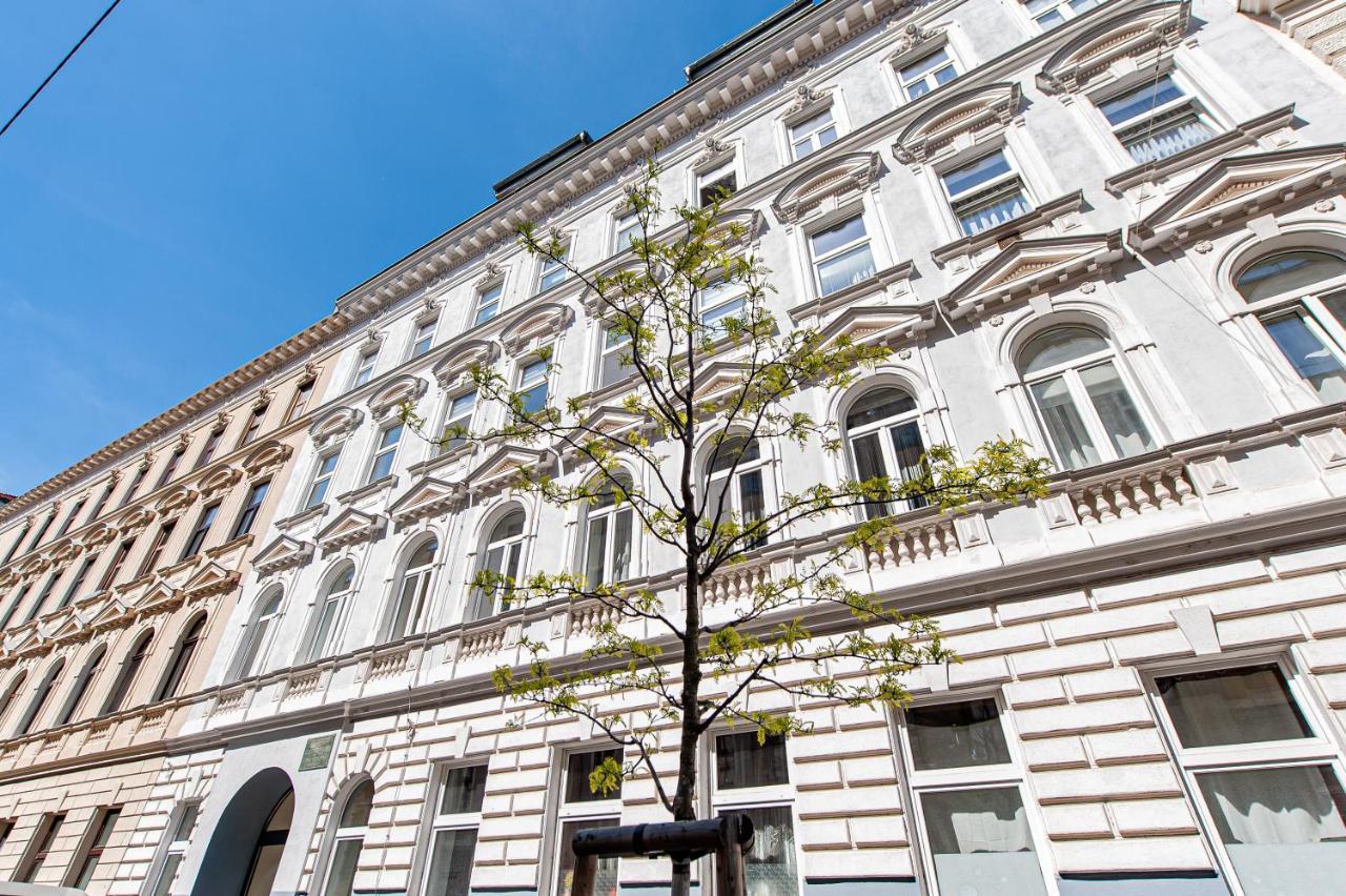 My City Apartment- Vienna Jungle Room Luaran gambar